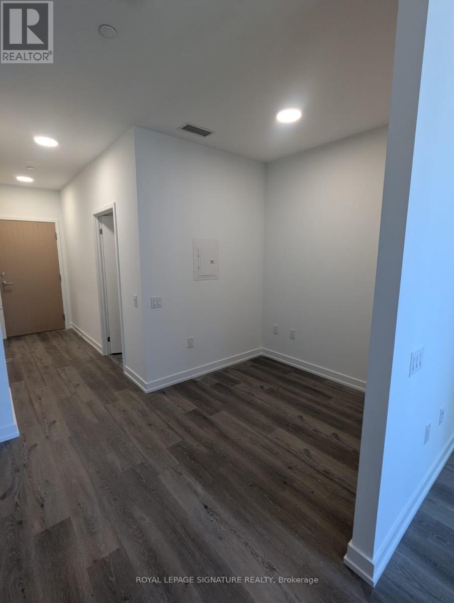205 - 395 Square One Drive, Mississauga, Ontario  L5B 0P6 - Photo 6 - W12453590