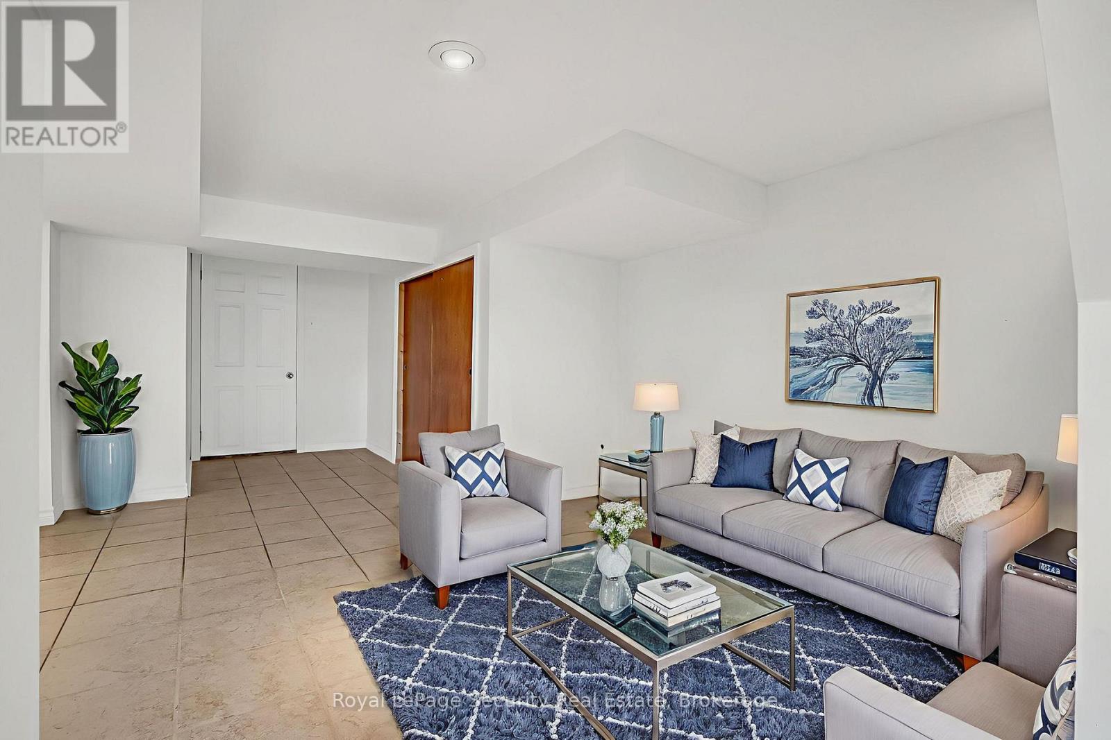 163 Church Street, Toronto, Ontario  M5B 1Y4 - Photo 26 - W12453597