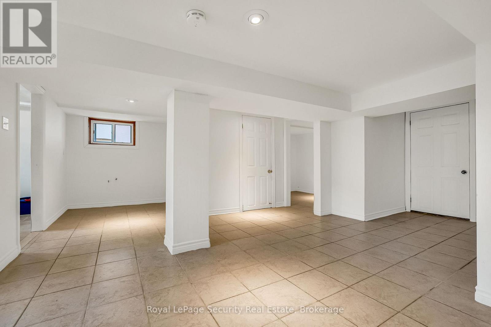163 Church Street, Toronto, Ontario  M5B 1Y4 - Photo 28 - W12453597