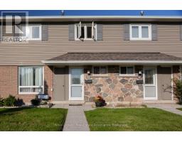 44 VILLAGE COURT, Brampton, Ontario
