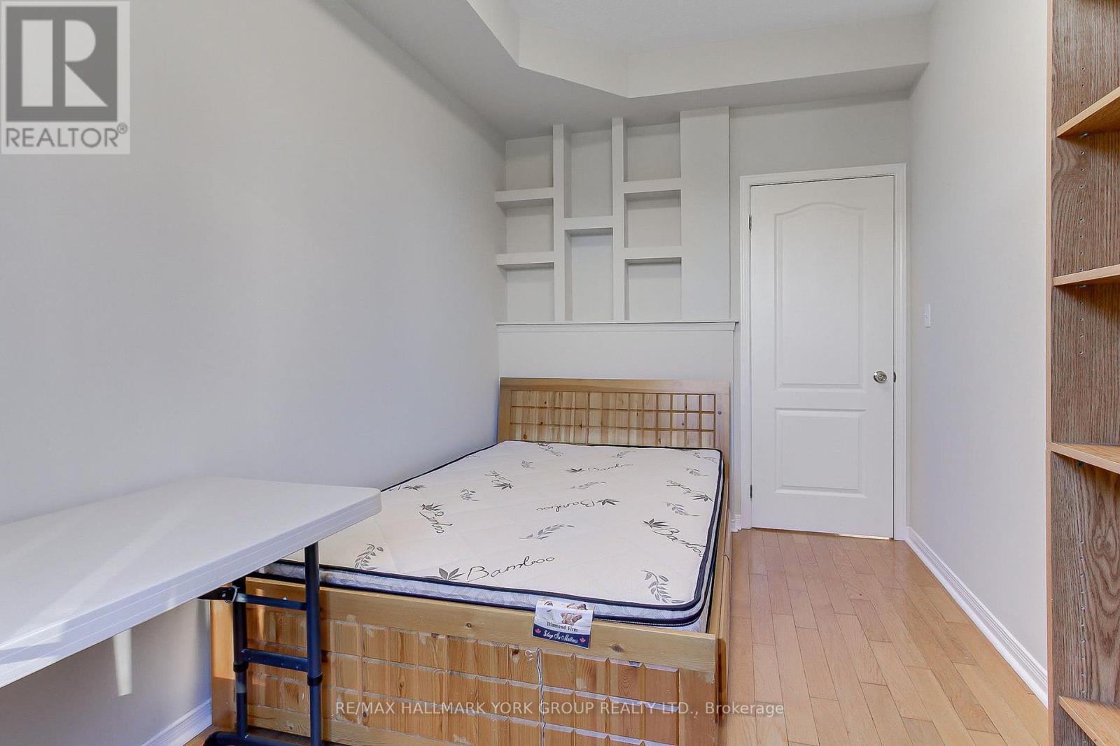 60 Delabo Drive, Toronto, Ontario  M3J 3S4 - Photo 18 - W12373945