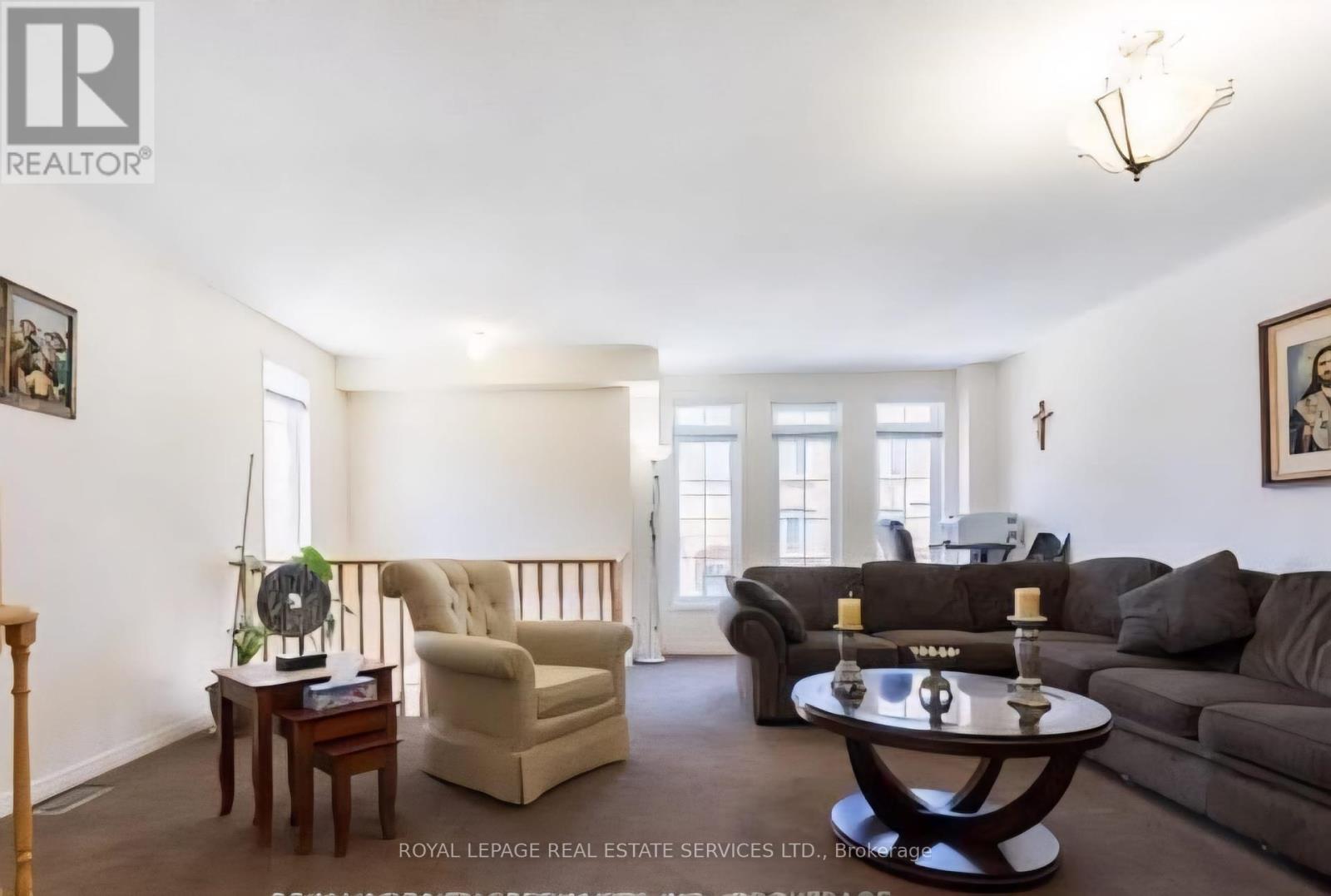 439 Aspendale Crescent, Mississauga, Ontario  L5W 0E7 - Photo 10 - W12438895
