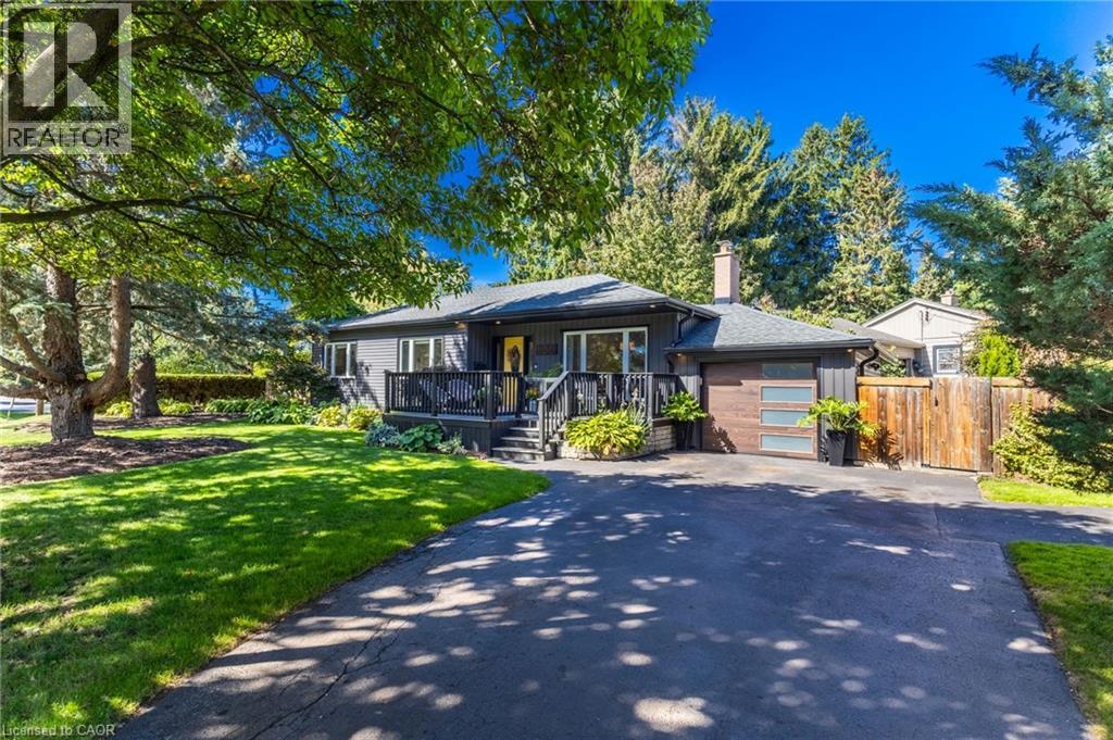 105 CARRINGTON Court, Ancaster, Ontario