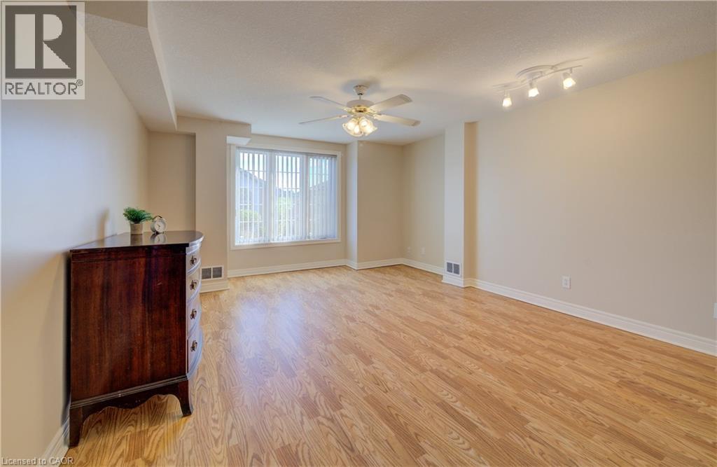 165 Chandos Drive Unit# 40, Kitchener, Ontario  N2A 4A2 - Photo 32 - 40775141