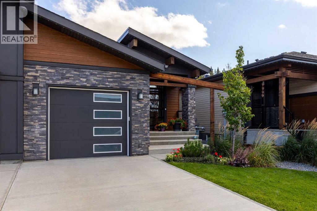 84 Riviera Court, Cochrane, Alberta  T4C 2V8 - Photo 47 - A2260260