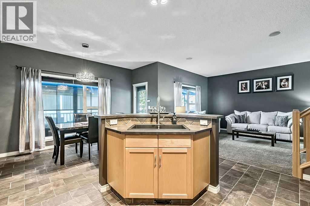 266 Copperfield Mews Se, Calgary, Alberta  T2Z 4L4 - Photo 11 - A2261798
