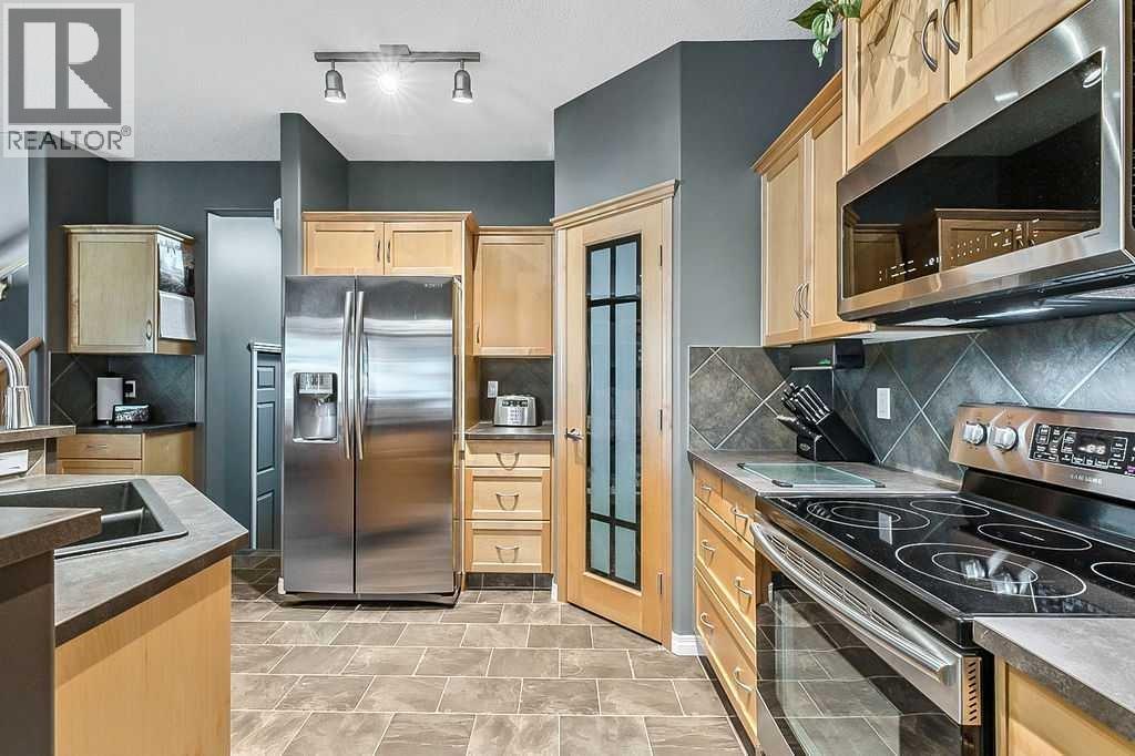 266 Copperfield Mews Se, Calgary, Alberta  T2Z 4L4 - Photo 8 - A2261798