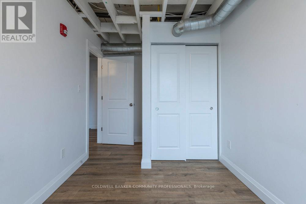 302 - 433 Barton Street E, Hamilton, Ontario  L8L 2Y5 - Photo 21 - X12453573