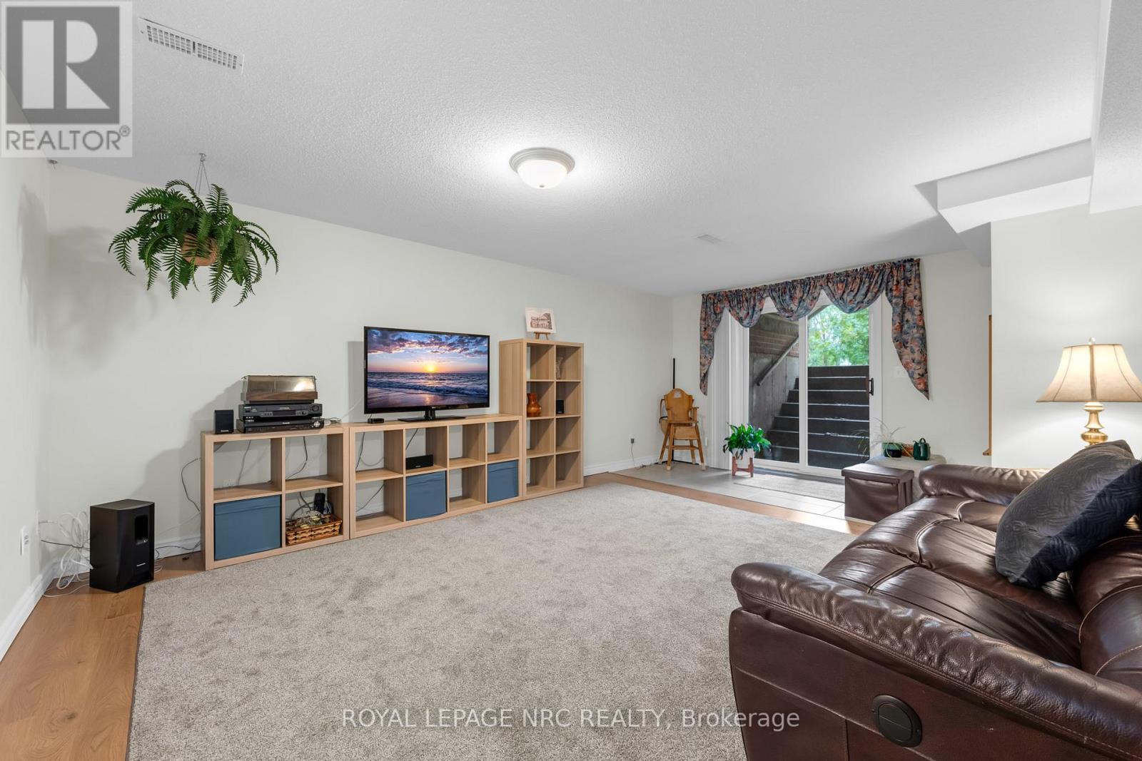 49 Cedar Park Drive, Welland, Ontario  L3C 7C8 - Photo 29 - X12453731