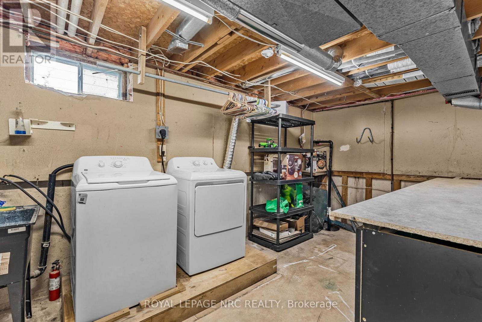 459 Lakeview Road, Fort Erie (Crescent Park), Ontario  L2A 4W2 - Photo 30 - X12453745