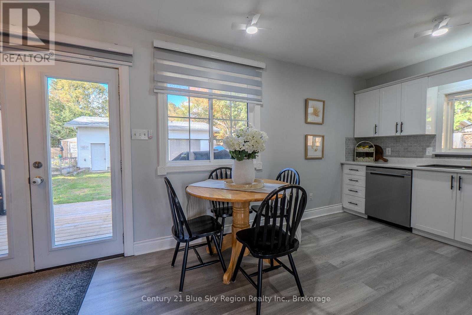 13 Prince Edward Drive, North Bay, Ontario  P1A 2T5 - Photo 6 - X12453755