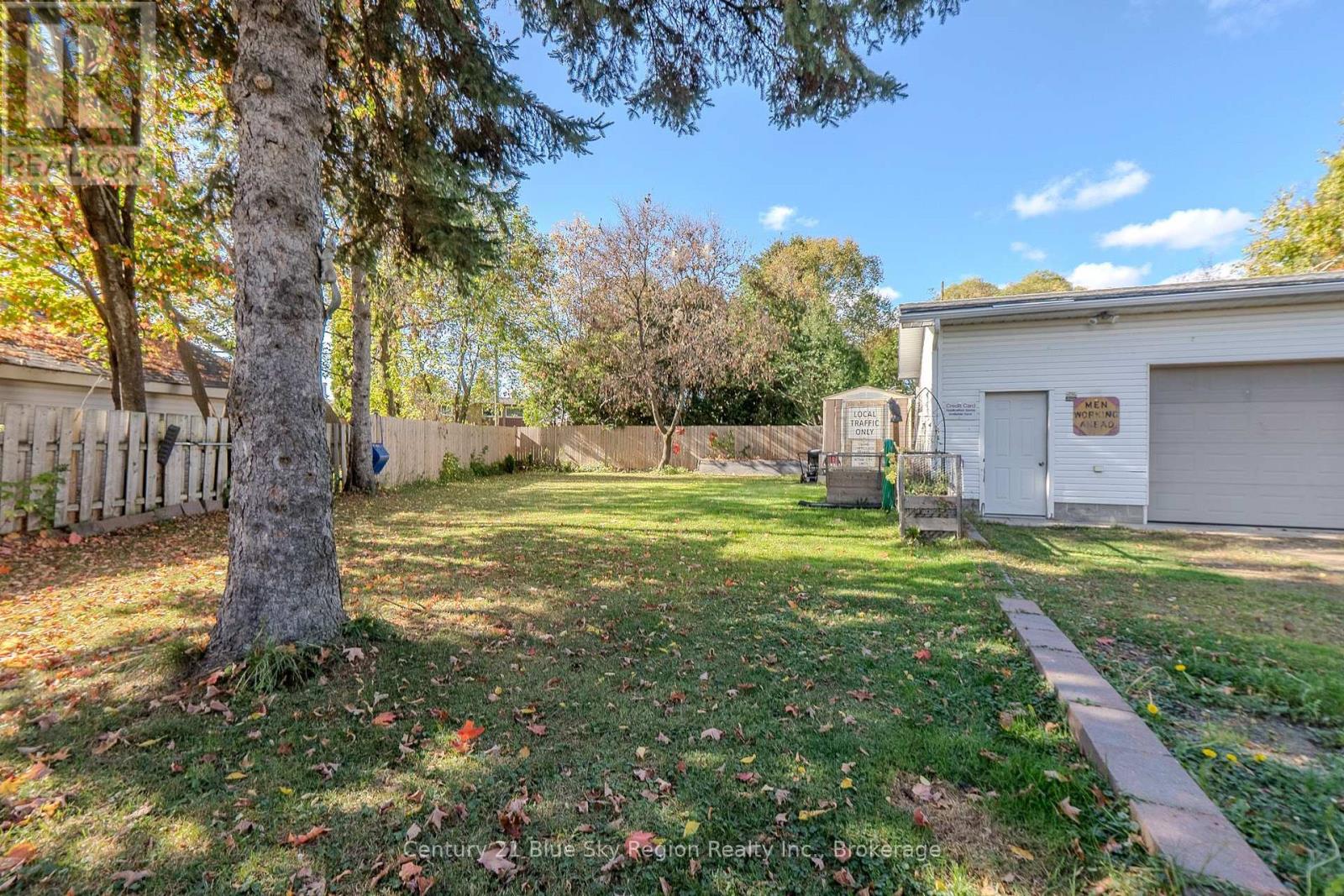 13 Prince Edward Drive, North Bay, Ontario  P1A 2T5 - Photo 26 - X12453755