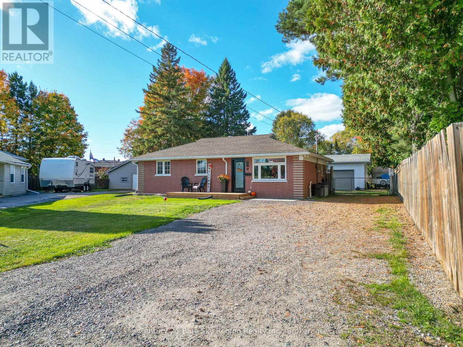 13 Prince Edward Drive, North Bay, Ontario  P1A 2T5 - Photo 31 - X12453755