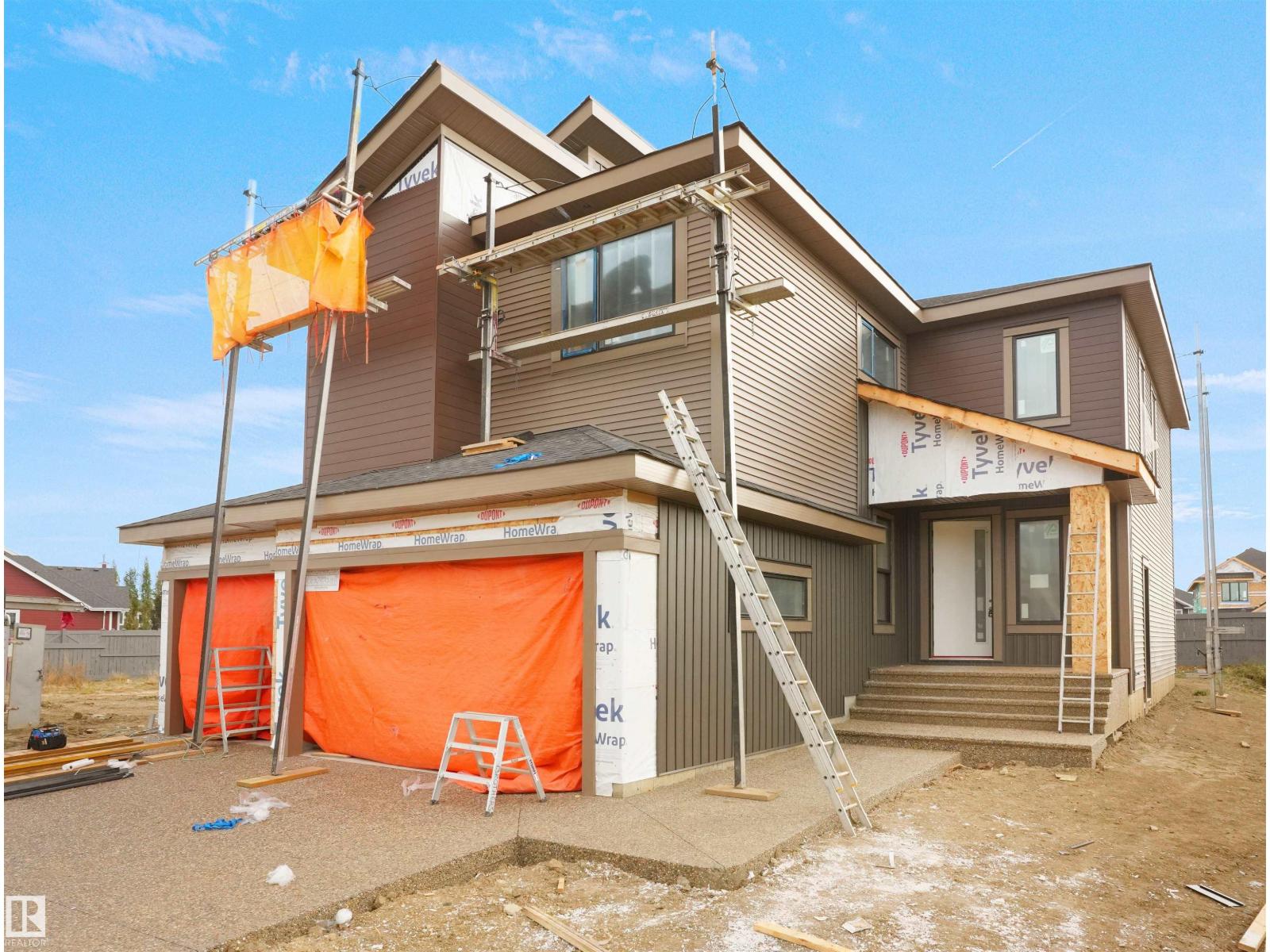 3970 Ginsburg Cr Nw, Edmonton, Alberta  T5T 4V1 - Photo 2 - E4461428