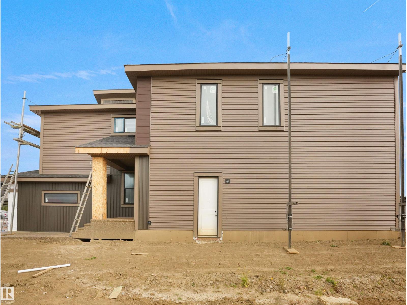 3970 Ginsburg Cr Nw, Edmonton, Alberta  T5T 4V1 - Photo 3 - E4461428