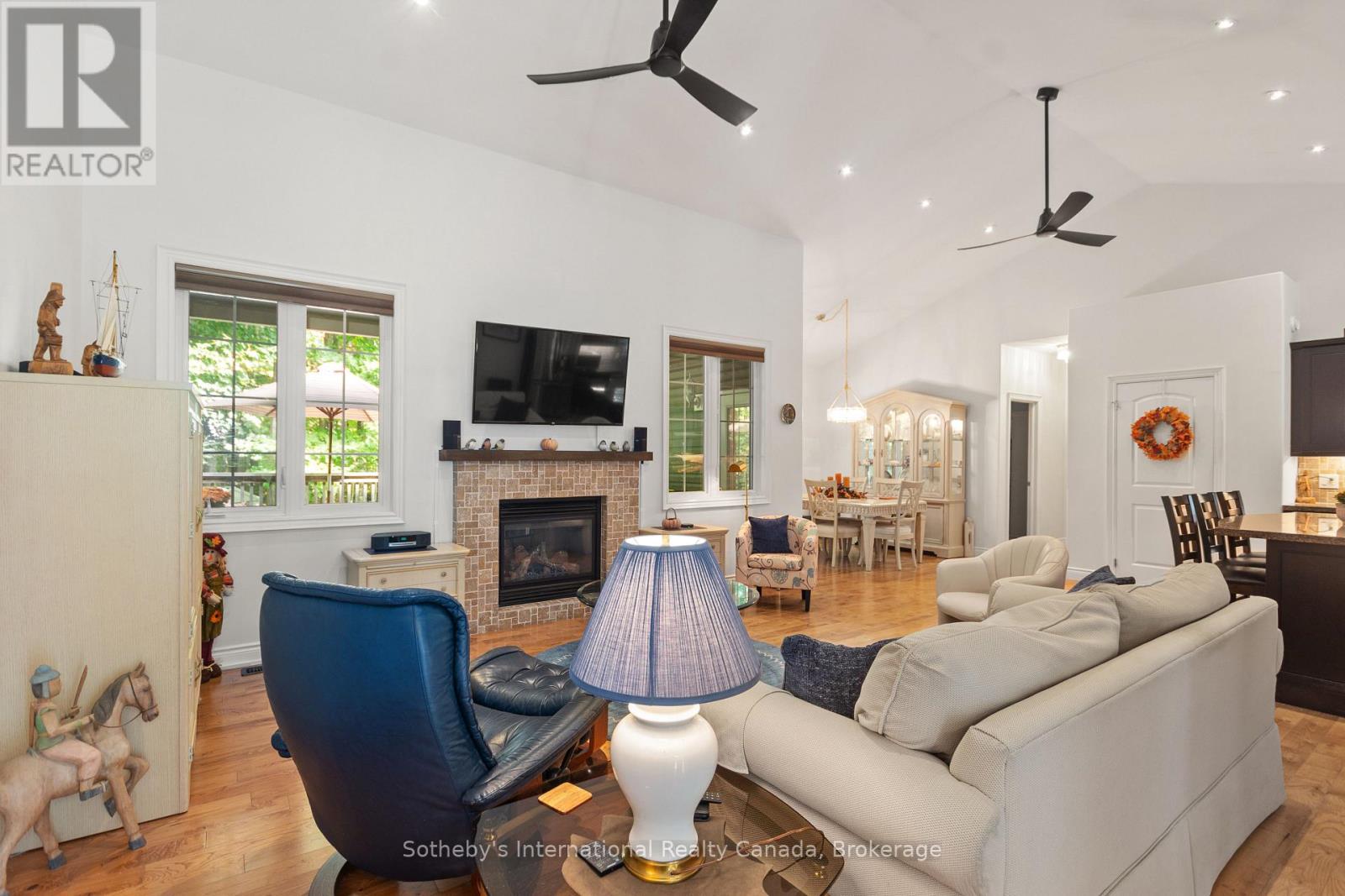 156 Moreau Parkway, Tiny, Ontario  L9M 0H3 - Photo 4 - S12073989