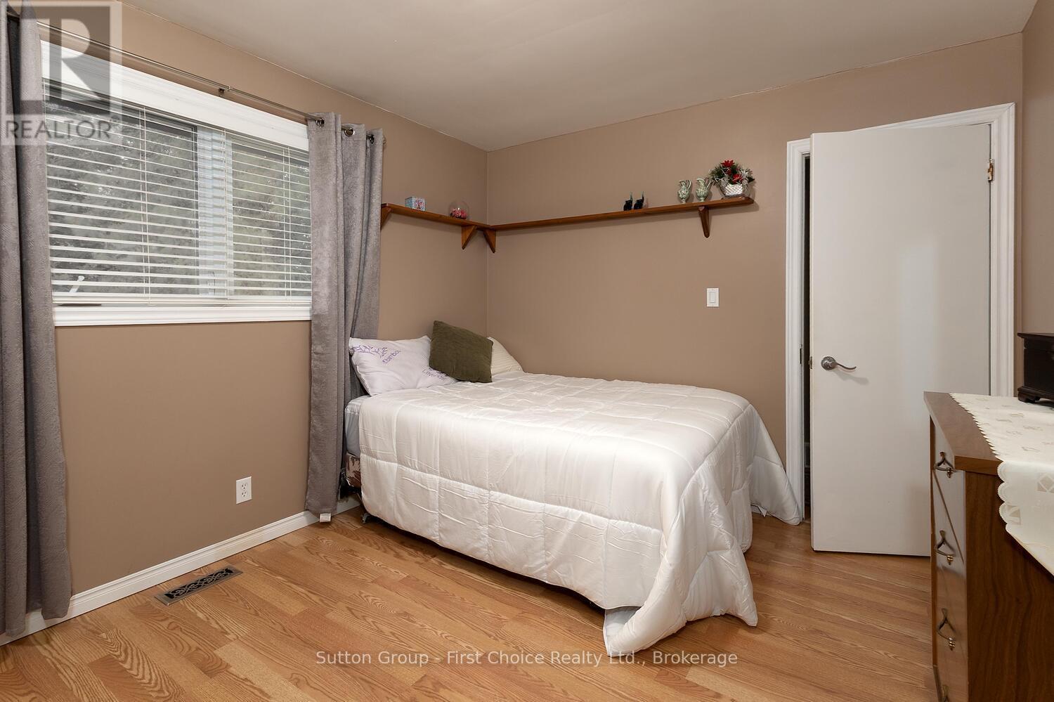 67 Dixon Road, Stratford, Ontario  N5A 6X9 - Photo 25 - X12453815