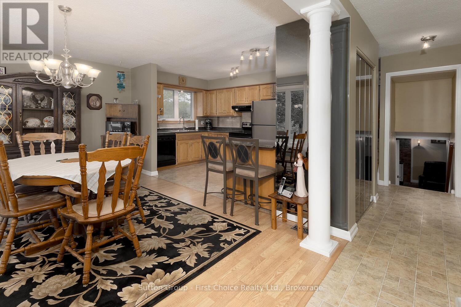 67 Dixon Road, Stratford, Ontario  N5A 6X9 - Photo 9 - X12453815