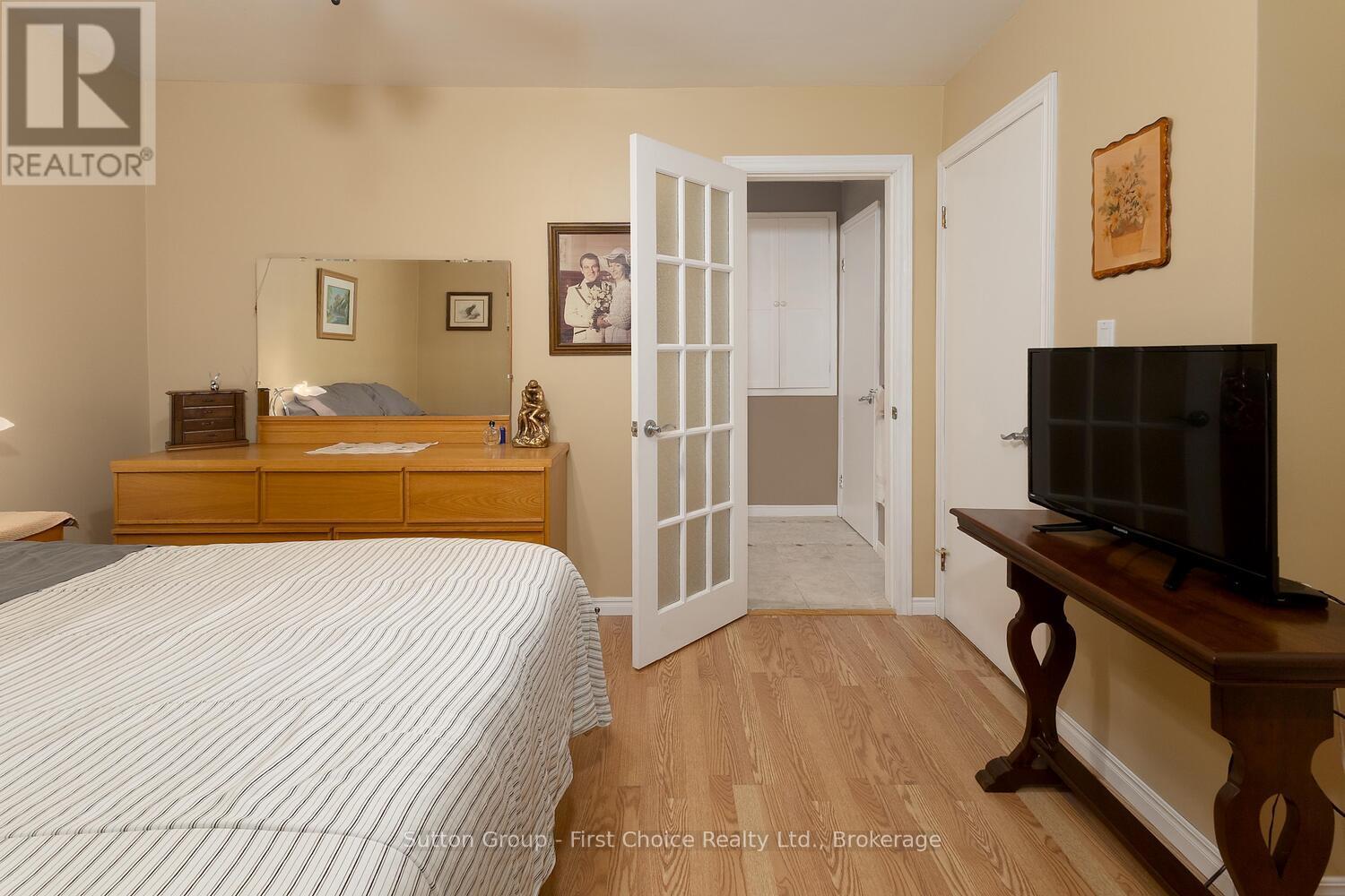 67 Dixon Road, Stratford, Ontario  N5A 6X9 - Photo 22 - X12453815