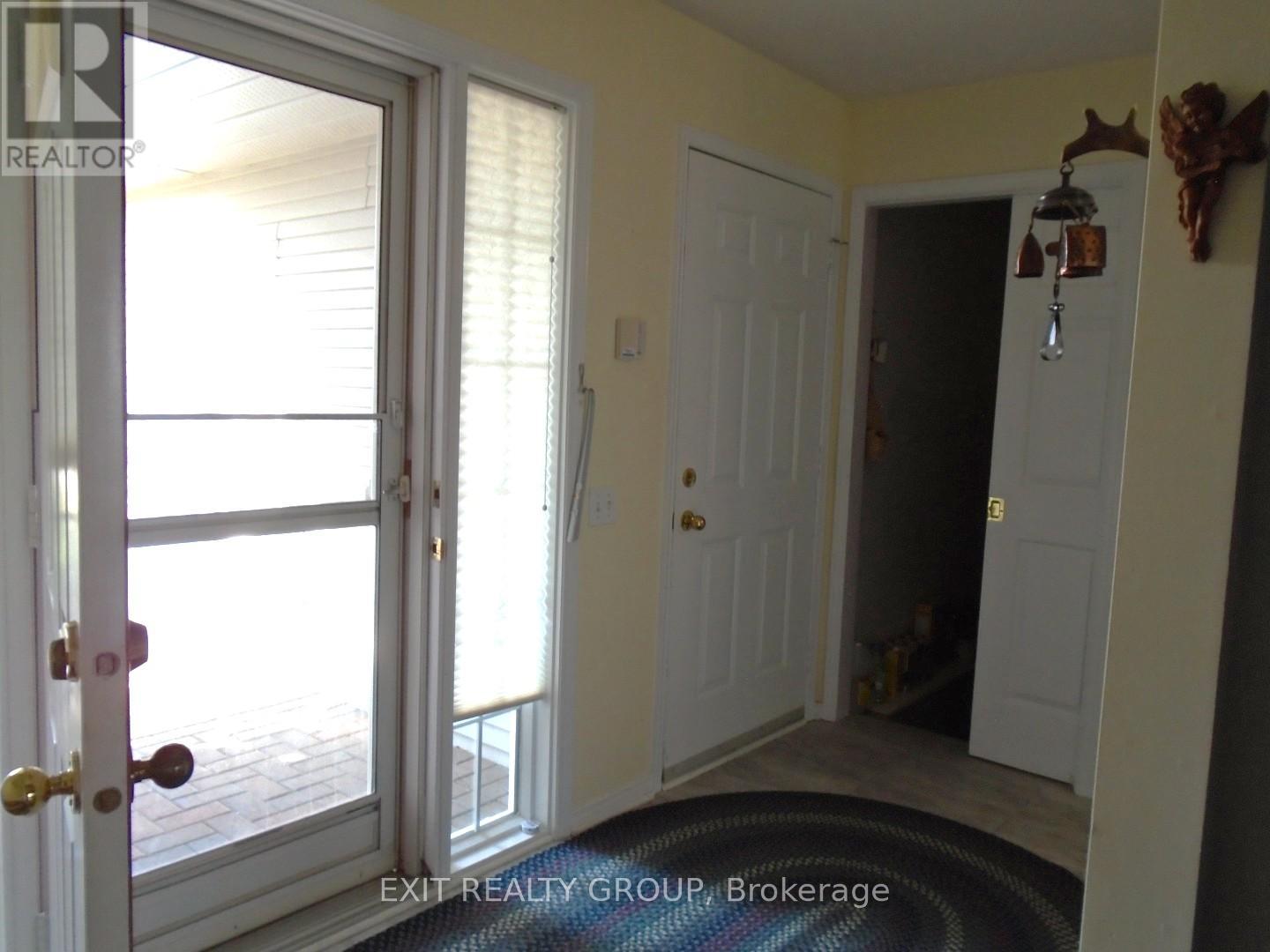 33 Cretney Drive, Prince Edward County, Ontario K0K 3L0 - Photo 13 - X12413633