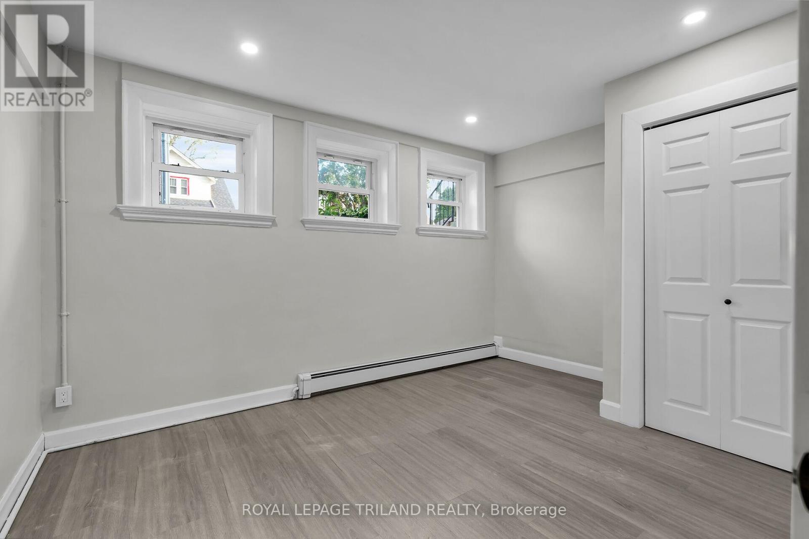 1 - 425 Mckenzie Avenue, London South, Ontario  N6C 1V5 - Photo 11 - X12403729