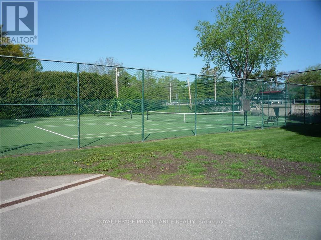 45 Country Club Place, Brockville, Ontario  K6V 6T9 - Photo 46 - X12439662