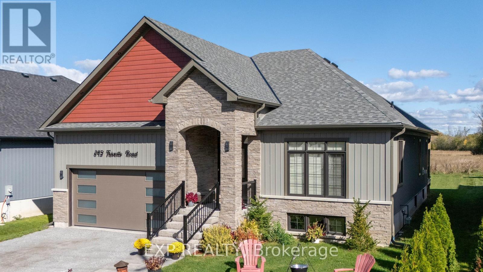 843 Trivetts Road E, Georgina, Ontario  L4P 0S2 - Photo 3 - N12448664