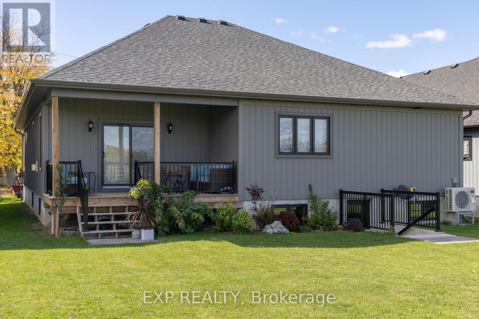 843 Trivetts Road E, Georgina, Ontario  L4P 0S2 - Photo 28 - N12448664