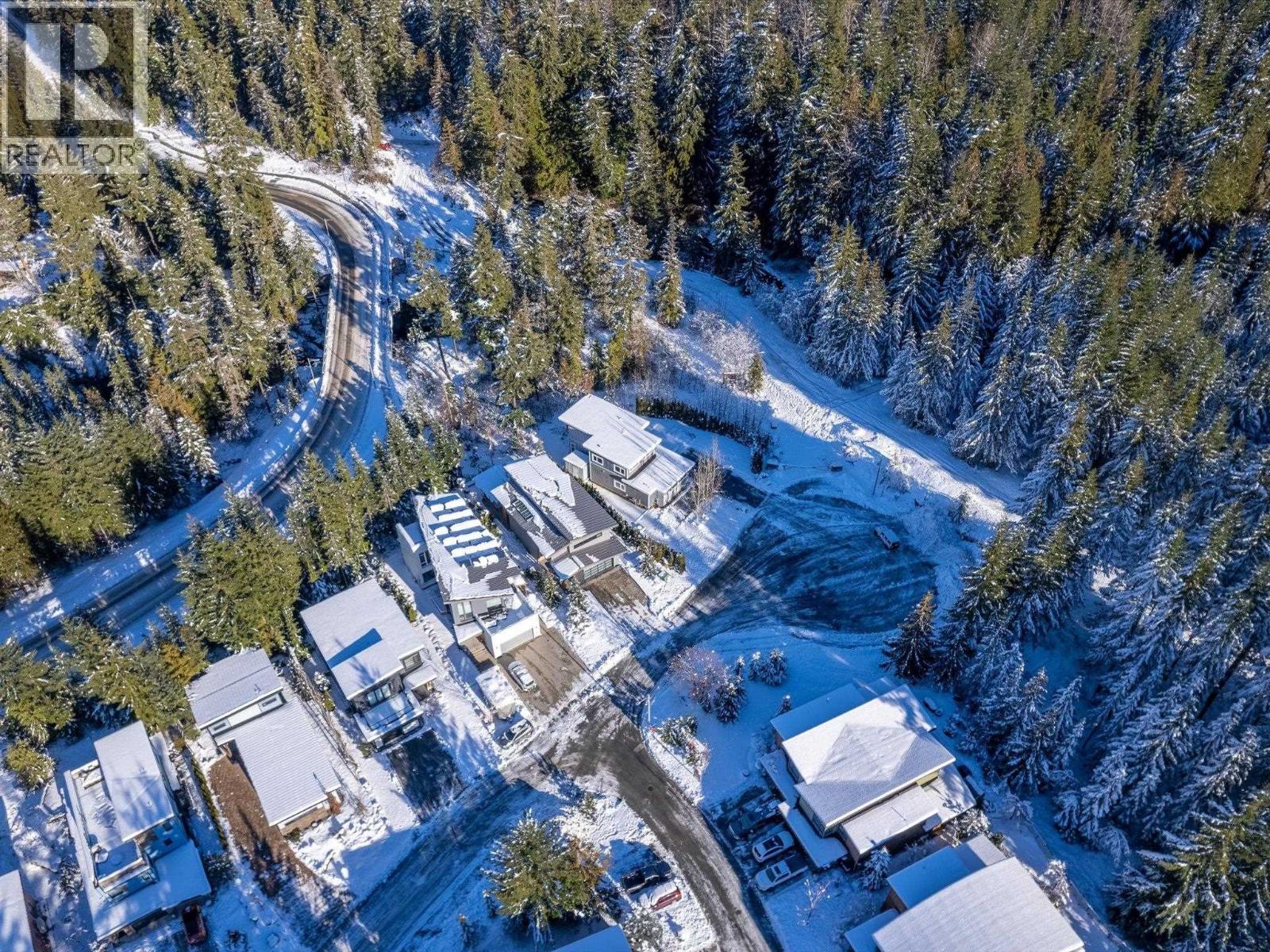 1087 Madeley Place, Whistler, British Columbia  V8E 0K6 - Photo 35 - R2983217