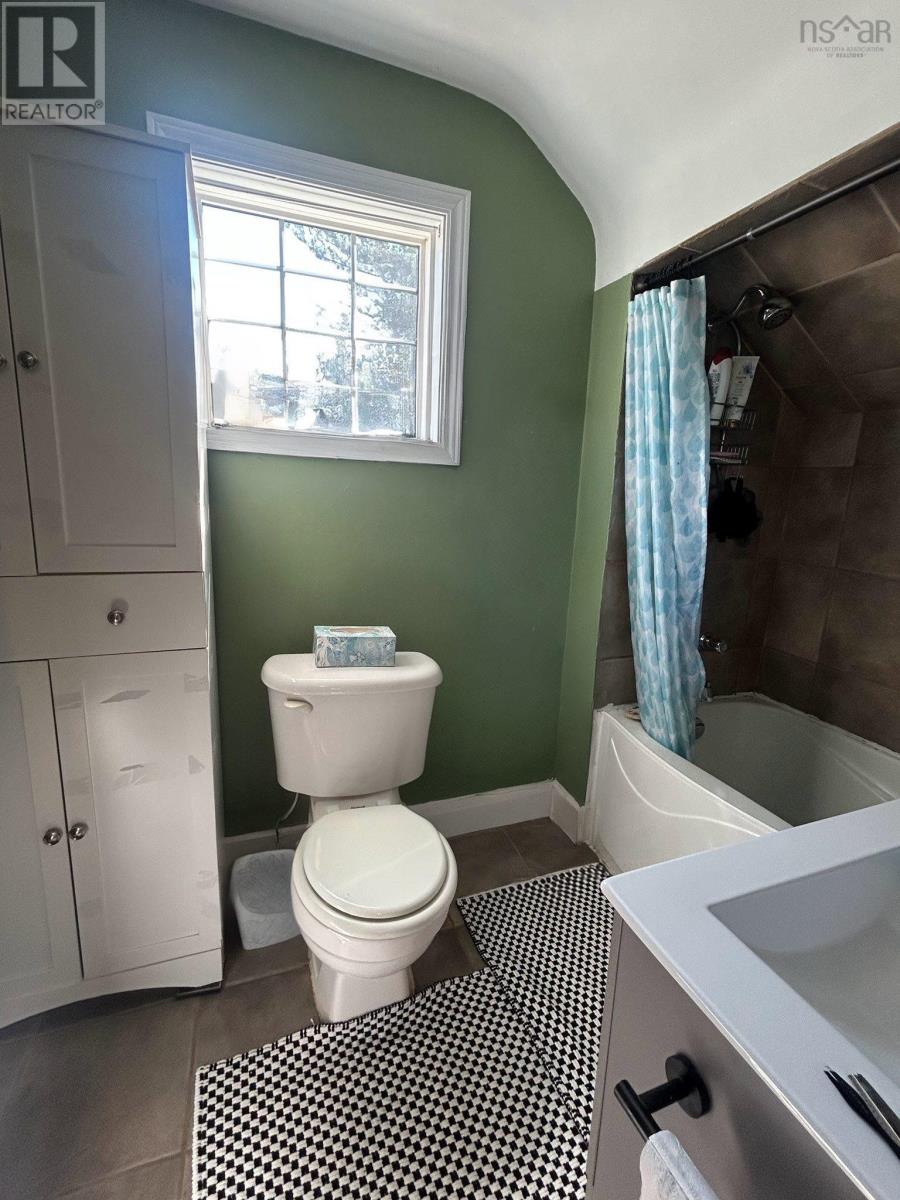 397 Shelburne Street, New Glasgow, Nova Scotia  B2H 3K7 - Photo 12 - 202522479
