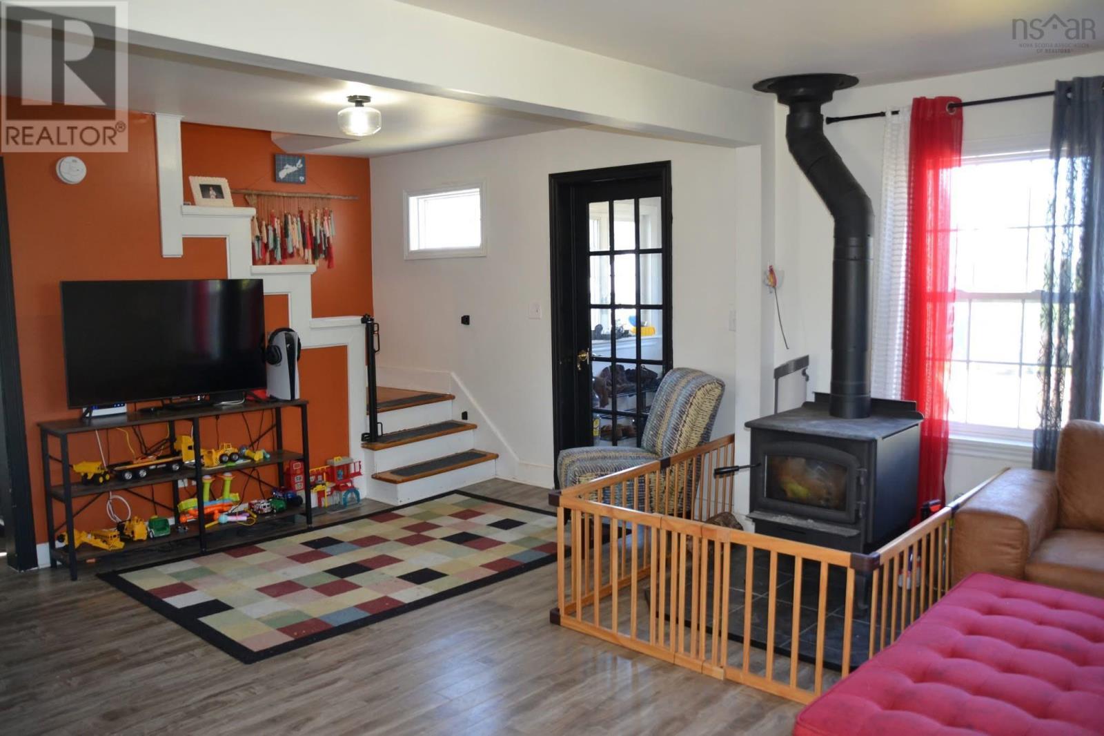 397 Shelburne Street, New Glasgow, Nova Scotia  B2H 3K7 - Photo 3 - 202522479