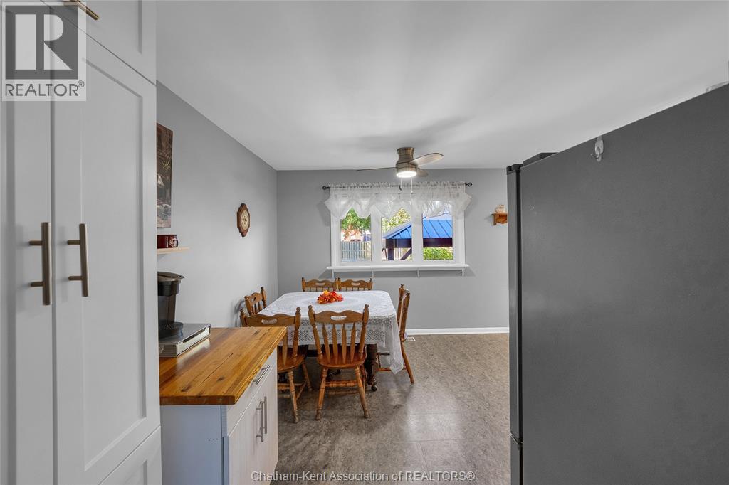 11 Highland Drive, Wallaceburg, Ontario  N8A 2K4 - Photo 11 - 25025304