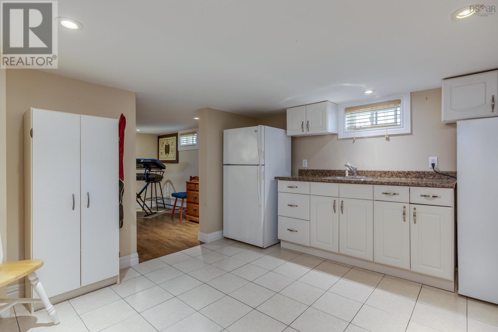21 Howe Street, Dartmouth, Nova Scotia  B2A 3G2 - Photo 28 - 202524883