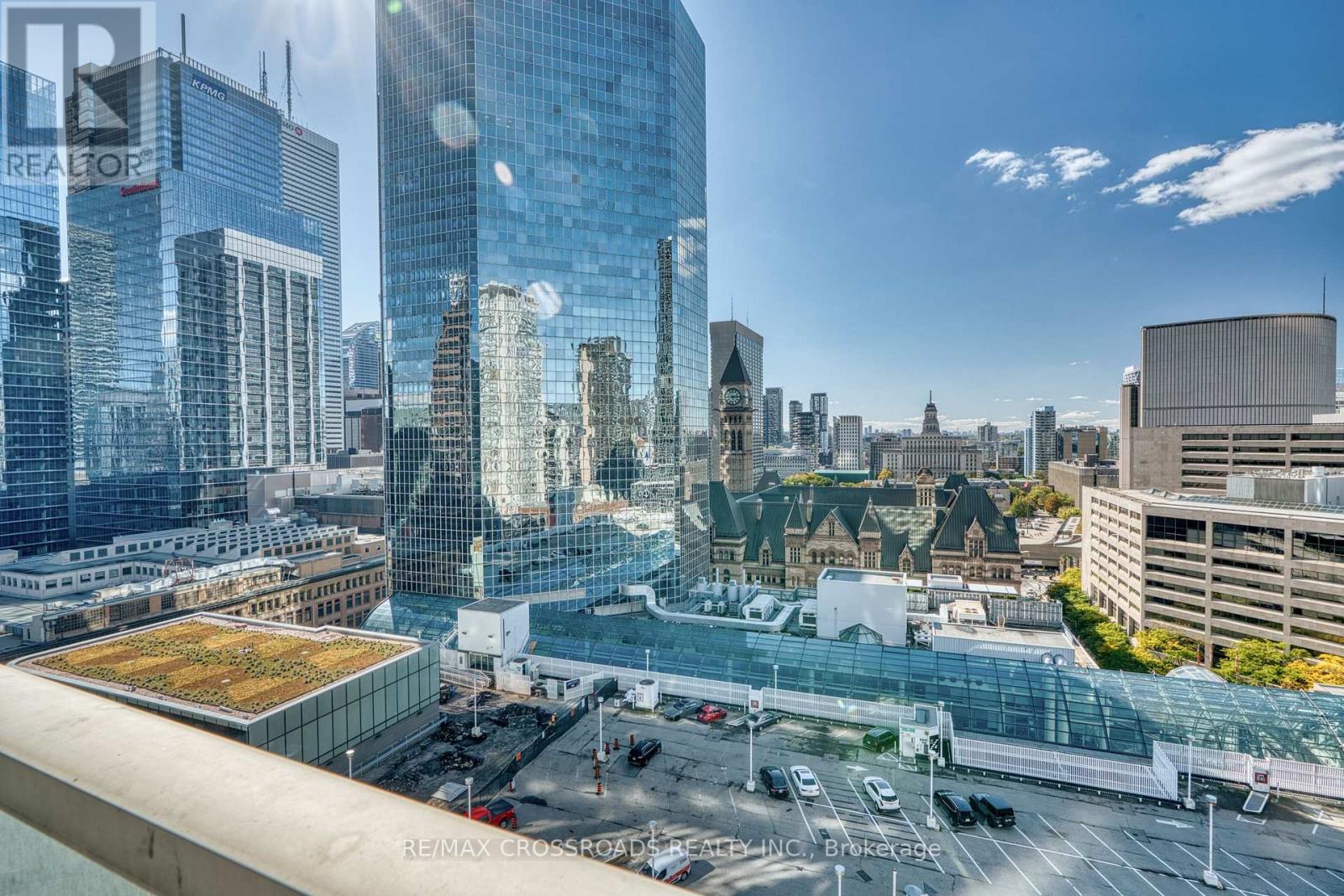 1510 - 197 Yonge Street, Toronto (Church-Yonge Corridor), Ontario  M5B 0C1 - Photo 25 - C12453651
