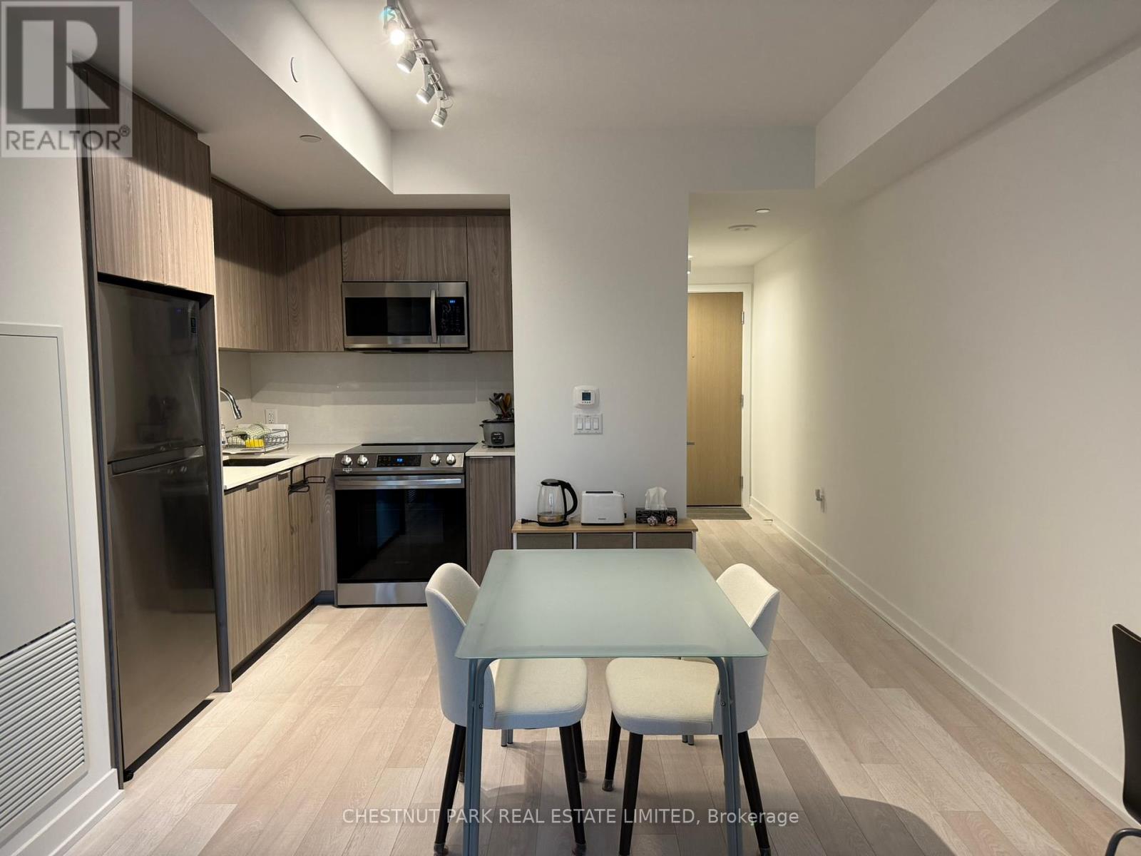 1202 - 357 King Street W, Toronto, Ontario  M5V 1K1 - Photo 4 - C12453652