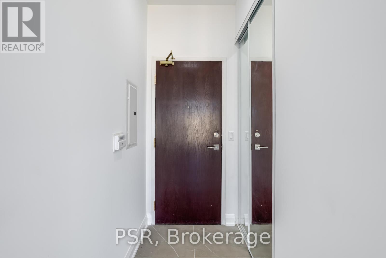 1816 - 7 King Street E, Toronto, Ontario  M5C 3C5 - Photo 13 - C12453660