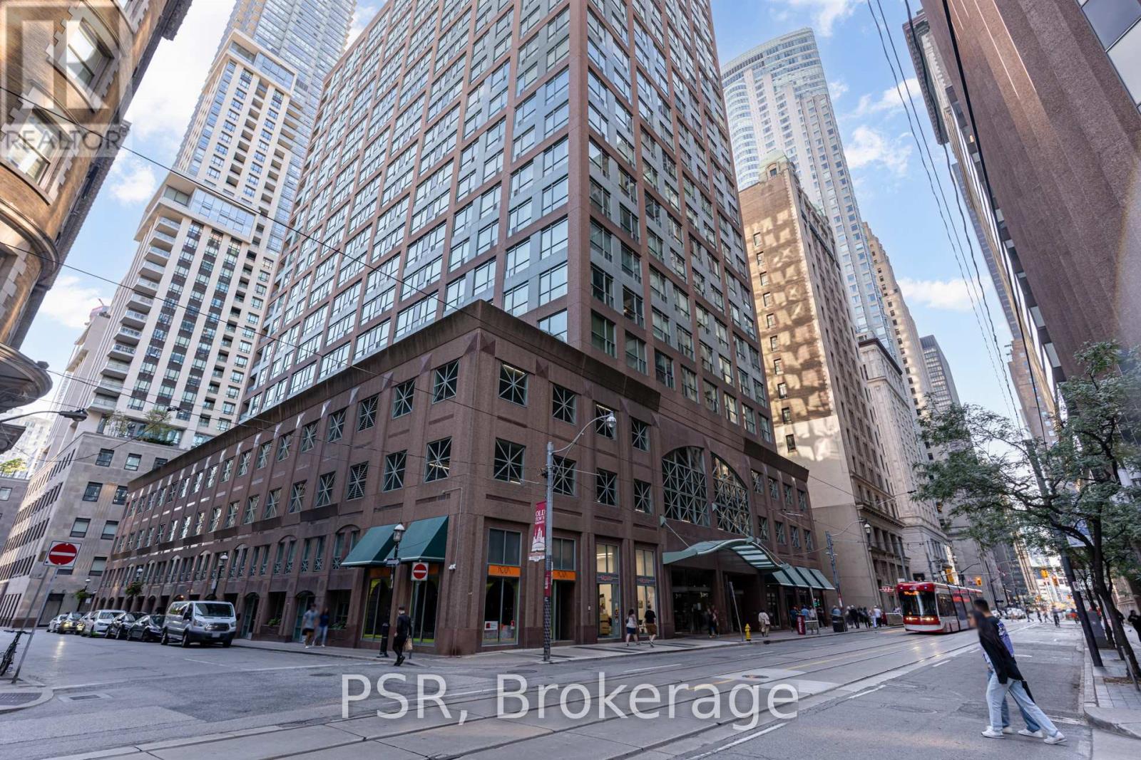 1816 - 7 King Street E, Toronto, Ontario  M5C 3C5 - Photo 2 - C12453660