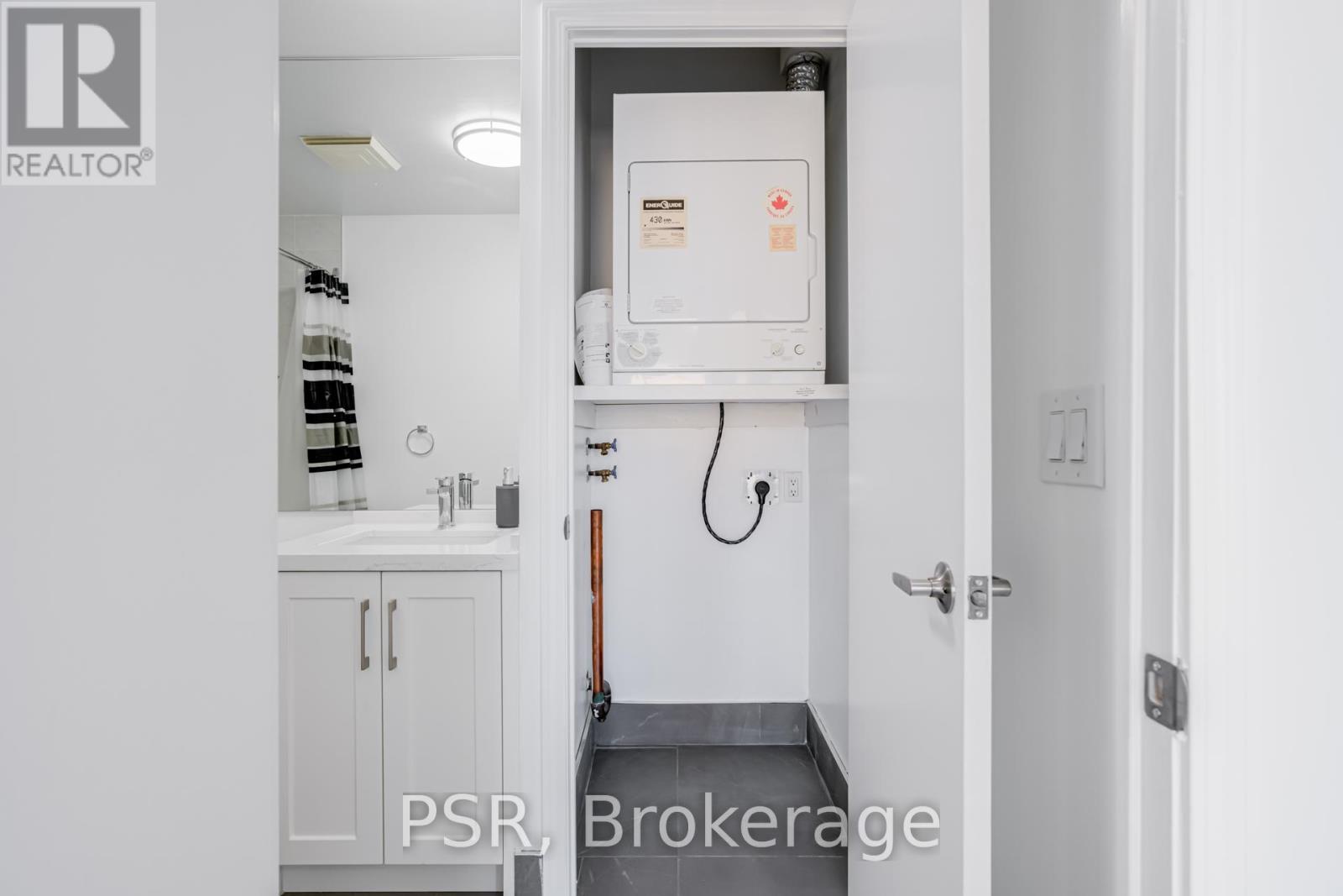 1816 - 7 King Street E, Toronto, Ontario  M5C 3C5 - Photo 31 - C12453660