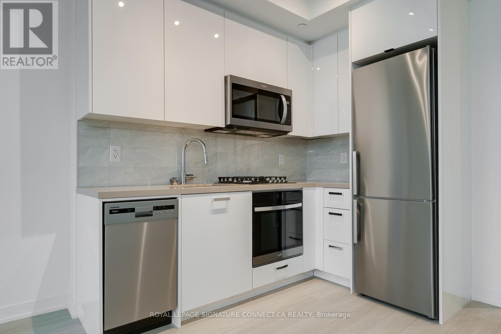 223 - 195 Mccaul Street, Toronto, Ontario  M5T 1W6 - Photo 4 - C12453686