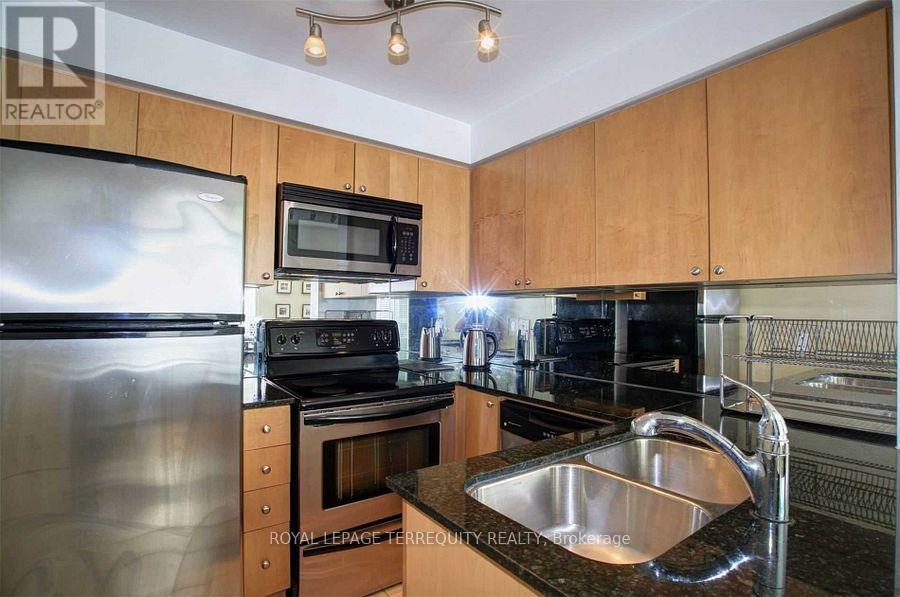404 - 212 Eglinton Avenue E, Toronto, Ontario  M4P 0A3 - Photo 18 - C12453706
