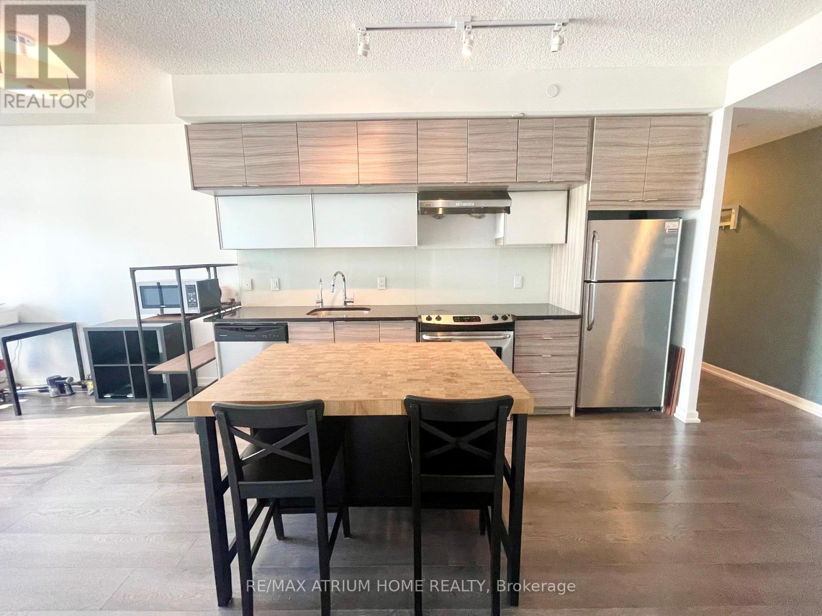 1701 - 62 Forest Manor Road, Toronto, Ontario  M2J 0B6 - Photo 4 - C12453711