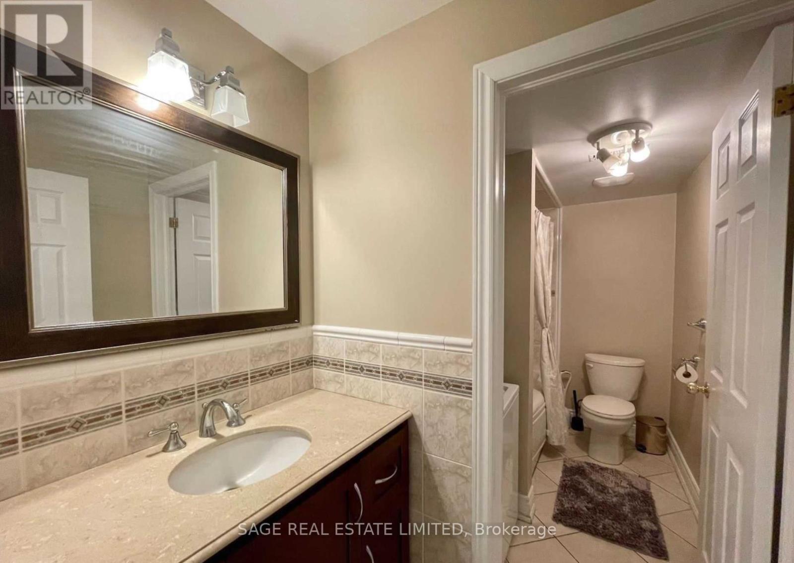 W/u - 4 Killarney Road, Toronto, Ontario  M5P 1L8 - Photo 16 - C12453757