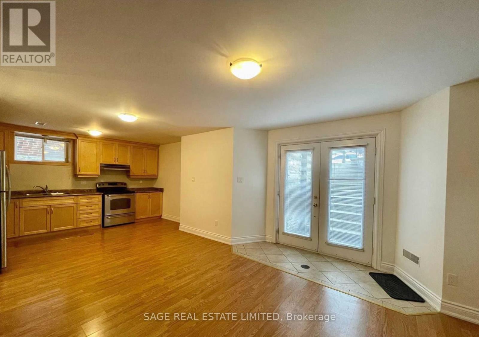 W/u - 4 Killarney Road, Toronto, Ontario  M5P 1L8 - Photo 4 - C12453757