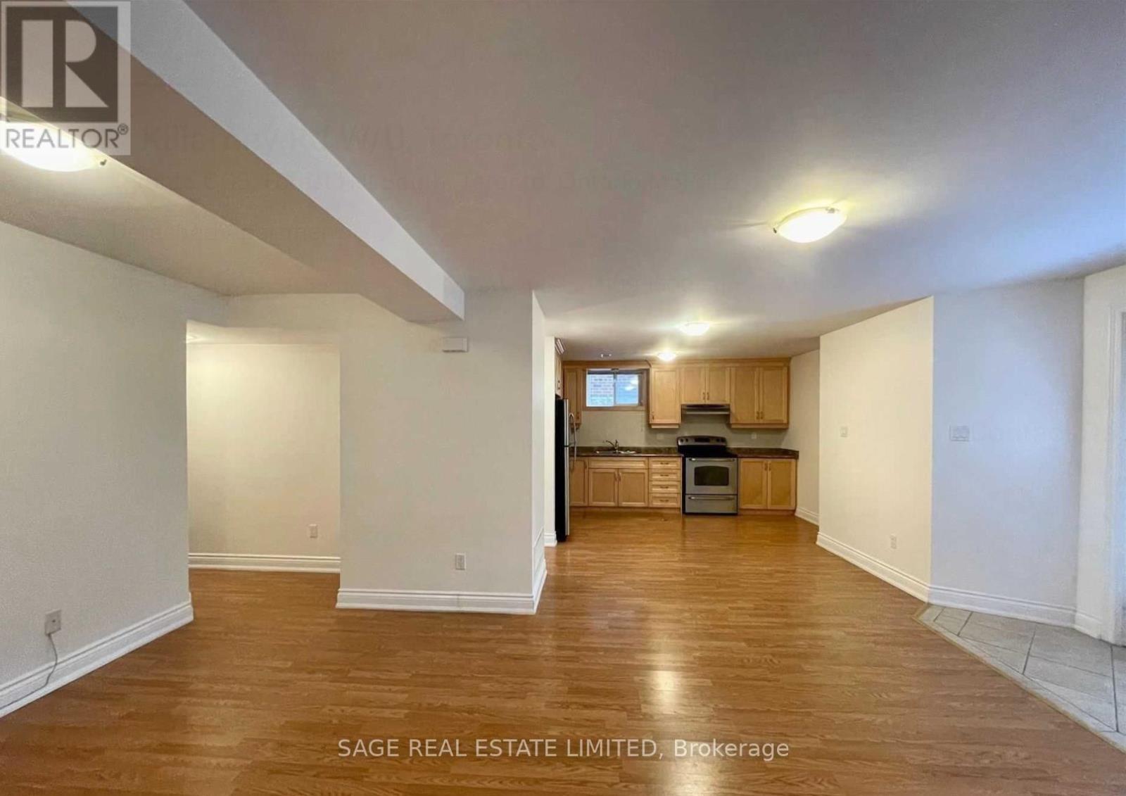 W/u - 4 Killarney Road, Toronto, Ontario  M5P 1L8 - Photo 7 - C12453757