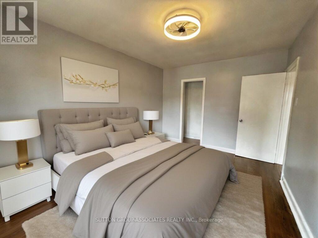 3 - 131 Kenwood Avenue, Toronto, Ontario  M6C 2S4 - Photo 12 - C12453782