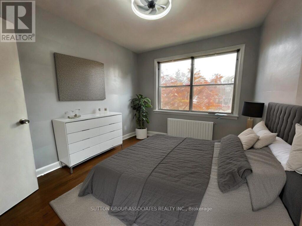 3 - 131 Kenwood Avenue, Toronto, Ontario  M6C 2S4 - Photo 16 - C12453782