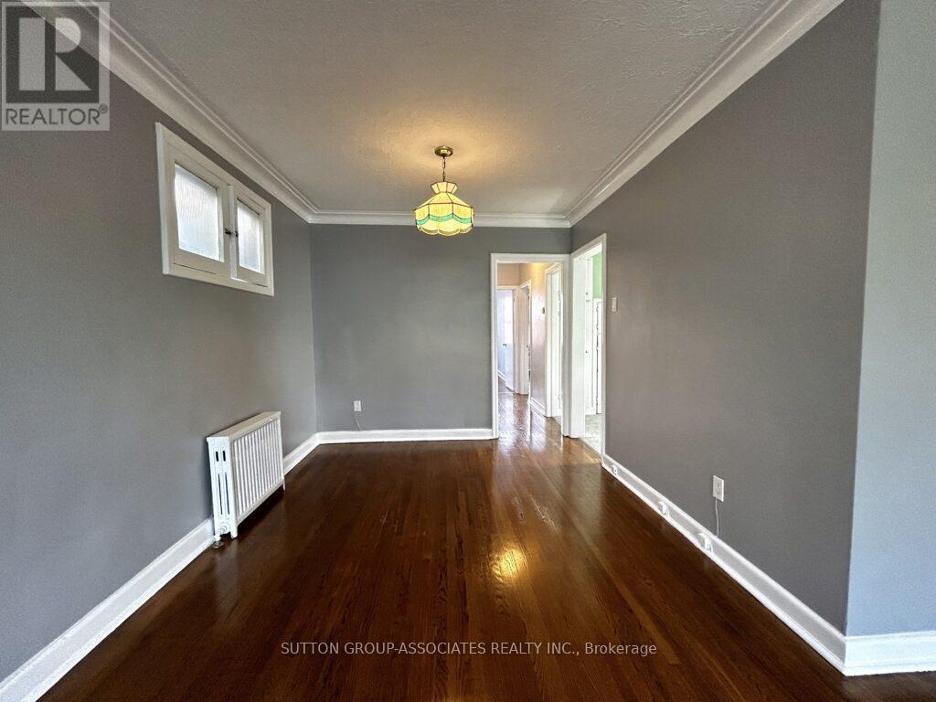 3 - 131 Kenwood Avenue, Toronto, Ontario  M6C 2S4 - Photo 7 - C12453782