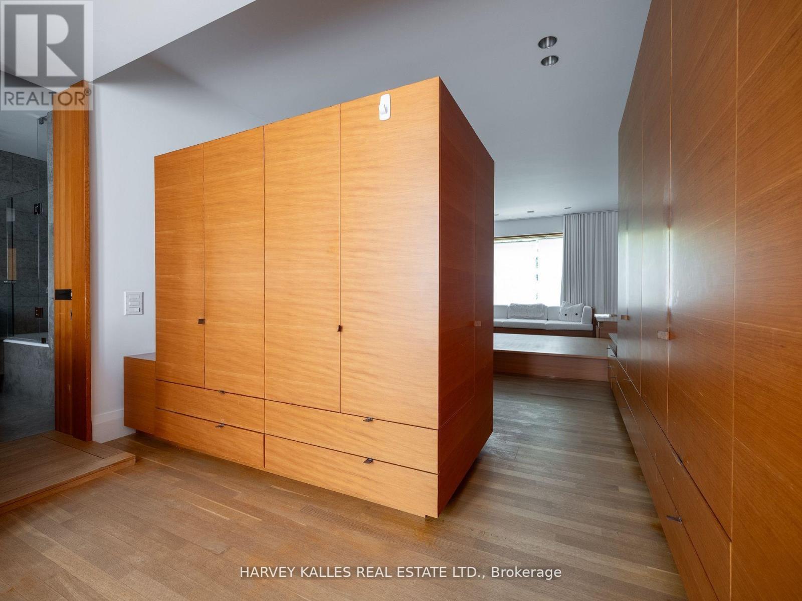 38 Dunvegan Road, Toronto, Ontario  M4V 2P6 - Photo 21 - C12453794