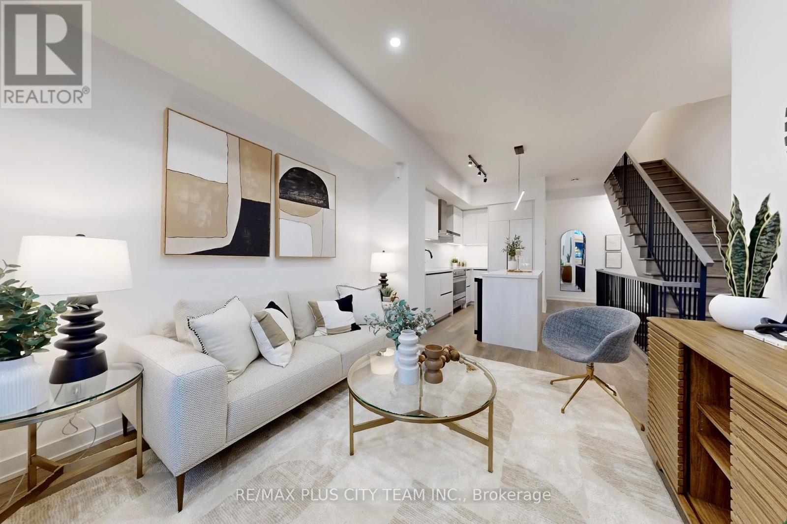 118 Peter Street, Toronto, Ontario  M5V 2G7 - Photo 5 - C12453800