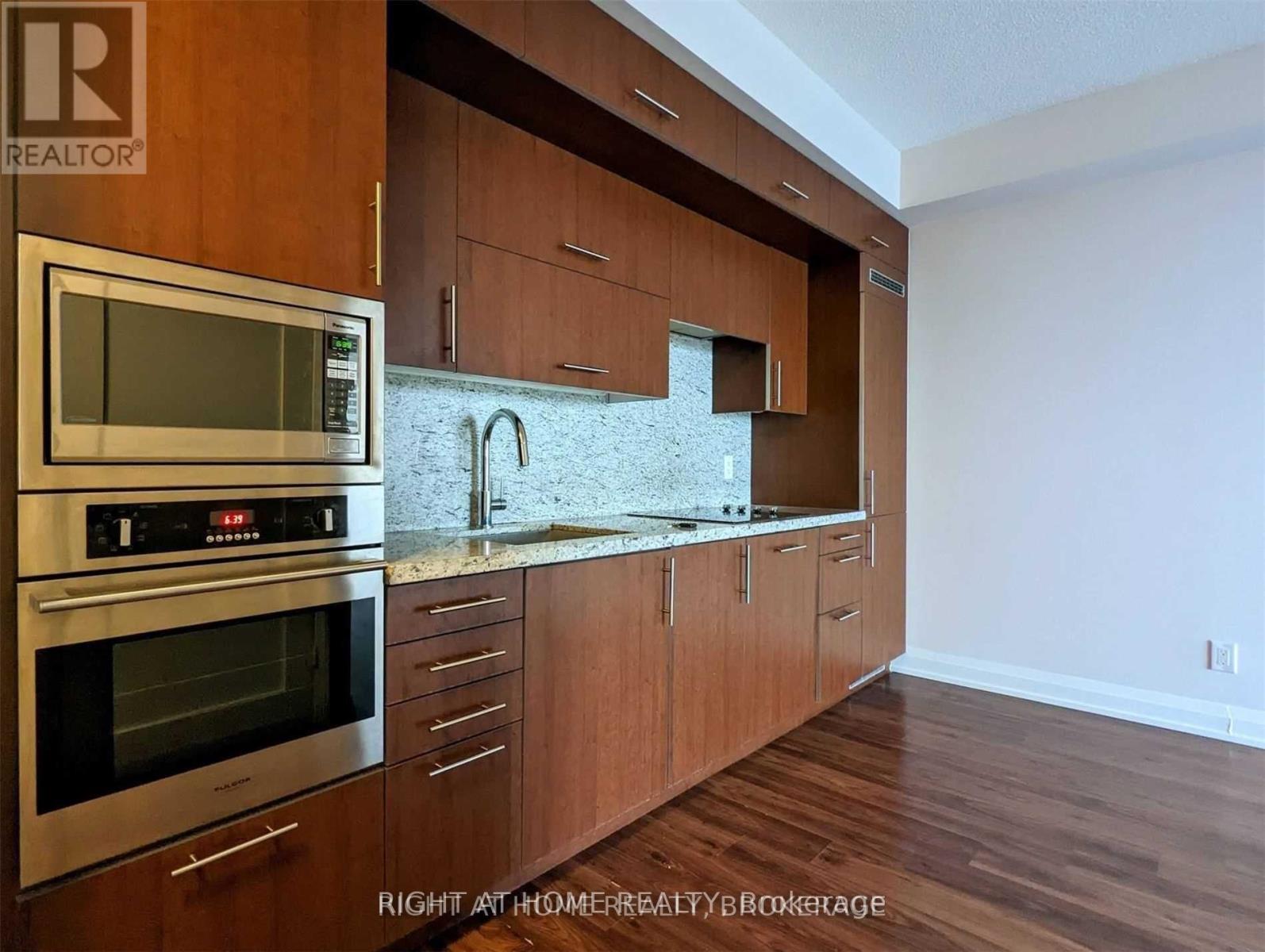 3816 - 5 Sheppard Avenue E, Toronto, Ontario  M2N 0G4 - Photo 6 - C12453818